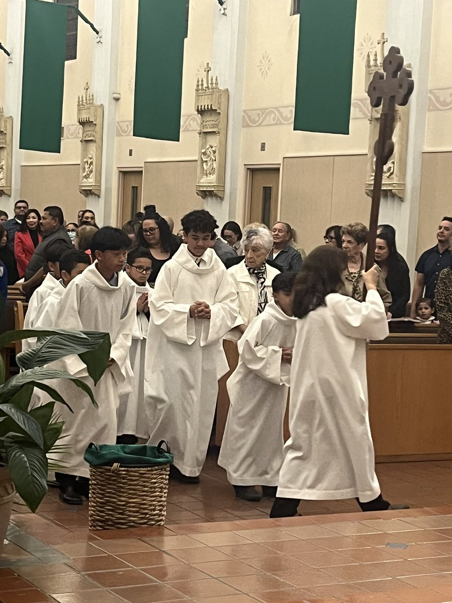 OLPH School Downey tweet media