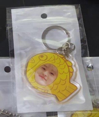 mark bungeoppang evail 1, price 17k, coment and dm to claim and i will send you the link shopee