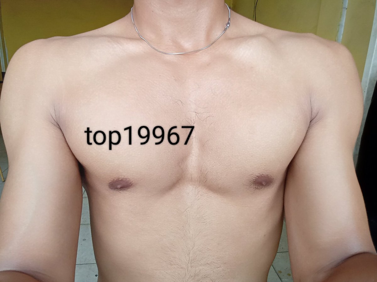 top19967's tweet photo. Mau yang kiri atau kanan ? https://t.co/aXfg83y9Fw