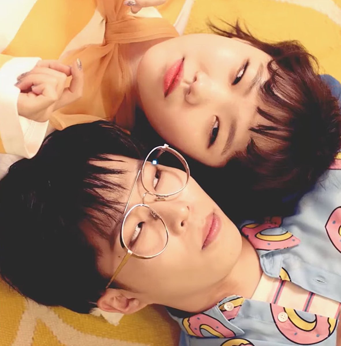 akmu_confess's tweet photo. #playugly #hublove #akmu https://t.co/PQugpR0RmN