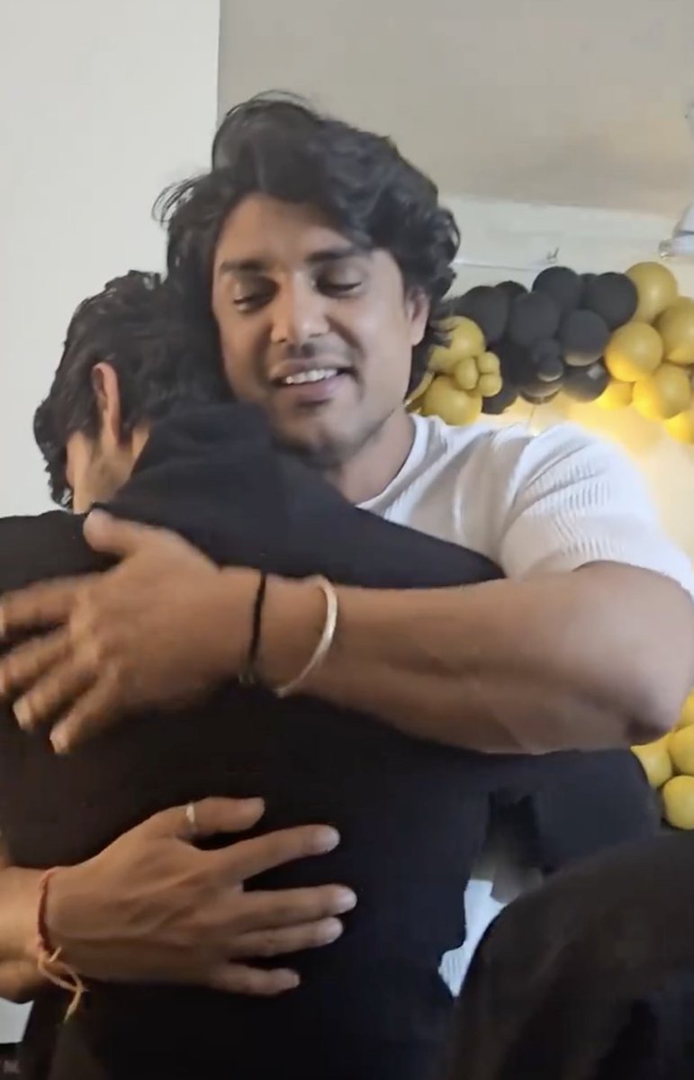 BollySpy's tweet photo. #AbhishekKumar and #AnkitGupta reunite after #BiggBoss17 with a tight hug. https://t.co/KQ19flQQxT