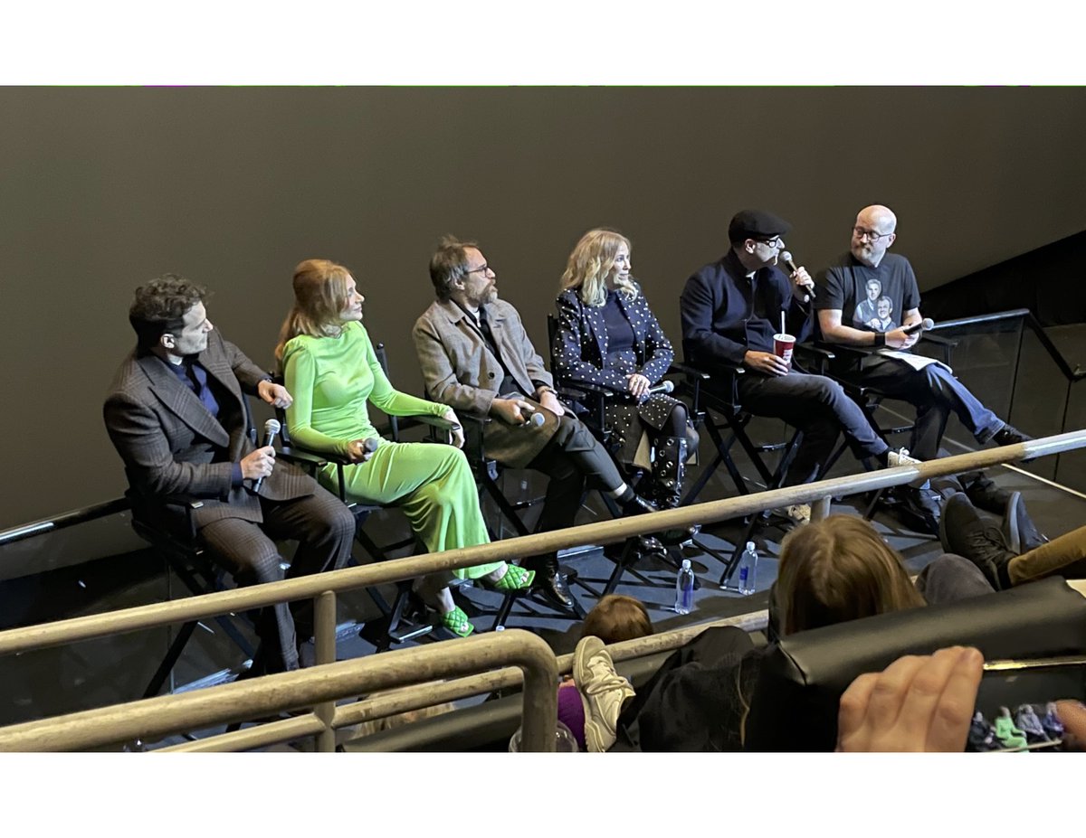 Director Matthew Vaughn along with his stars Henry Cavill, Bryce Dallas Howard, Sam Rockwell &amp; Catherine O'Hara made a surprise appearance at tonight's IMAX screening of #Argylle. Check out my review on <a href="/YouTube/">YouTube</a> : youtube.com/watch?v=9Iis0c…