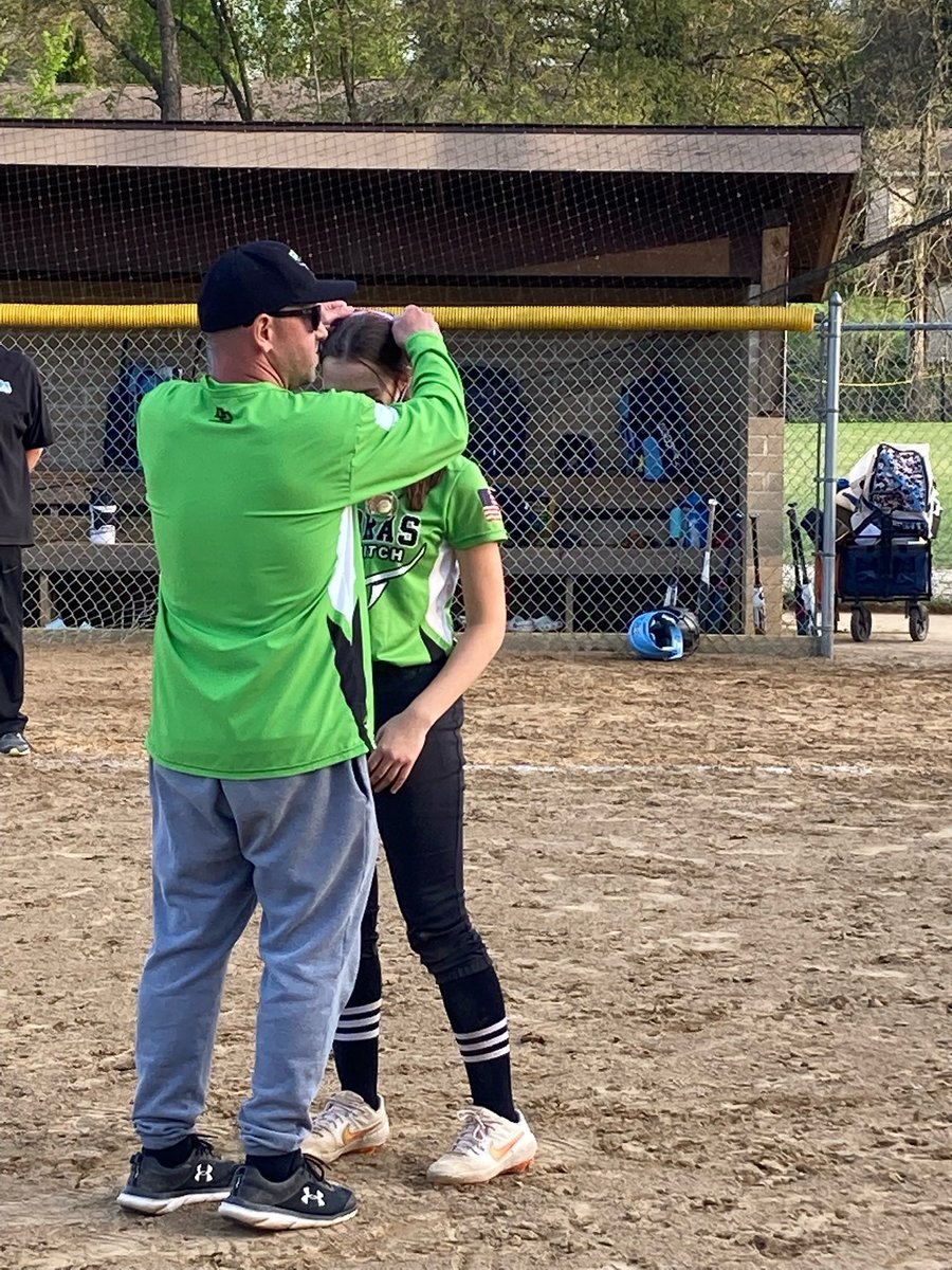 Olivia Powell tweet media