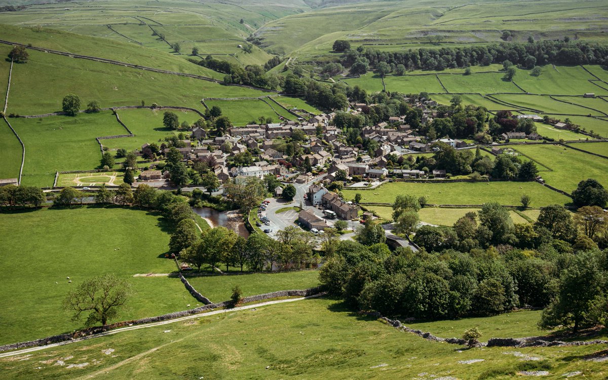 Walking is one of the easiest ways to improve physical and mental health, and there’s nowhere better to enjoy a walk than in the Dales 🚶 This is a great circular 4-mile walk from Kettlewell that you can do on our free walking app 👇

yorkshiredales.org.uk/things-to-do/g…

📸 Chris Werrett