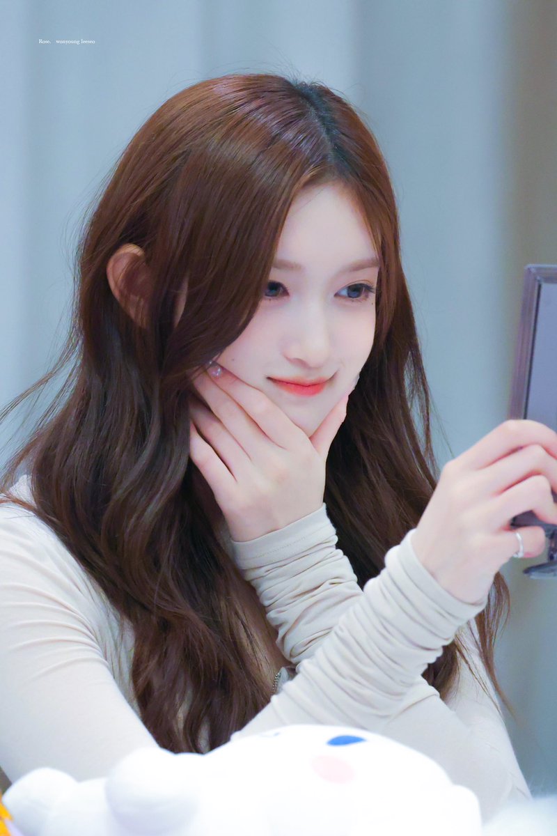 240126 볼찌부

#IVE #아이브 #이서 #イソ #LEESEO <a href="/IVE_twt/">IVE</a>