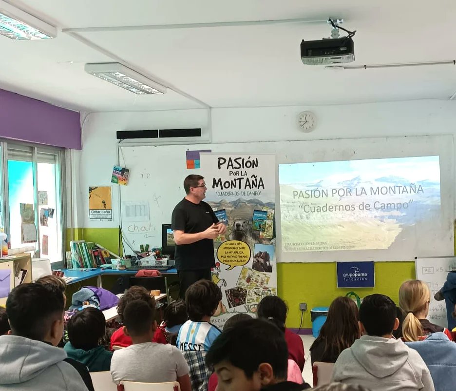 Aquí os presento una nueva y emocionante experiencia en mis charlas sobre montaña y naturaleza, está vez a 100 niños de 3°,4°y 5° de primaria, del Colegio Público Manuel Núñez de Arenas, de Entrevías ( Vallecas).
Mi agradecimiento especial para Irene, profesora del centro.