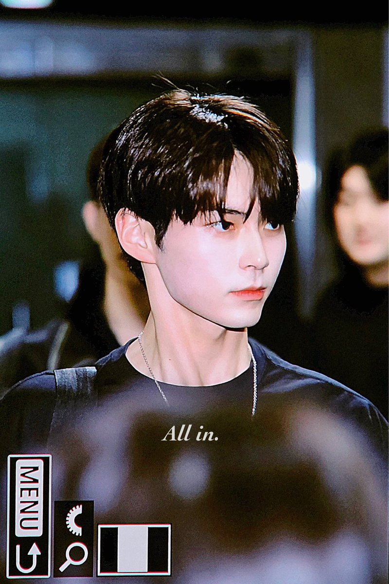 hamyangbeen's tweet photo. This handsome one

#LoveatFirstLight https://t.co/OuB470G70g