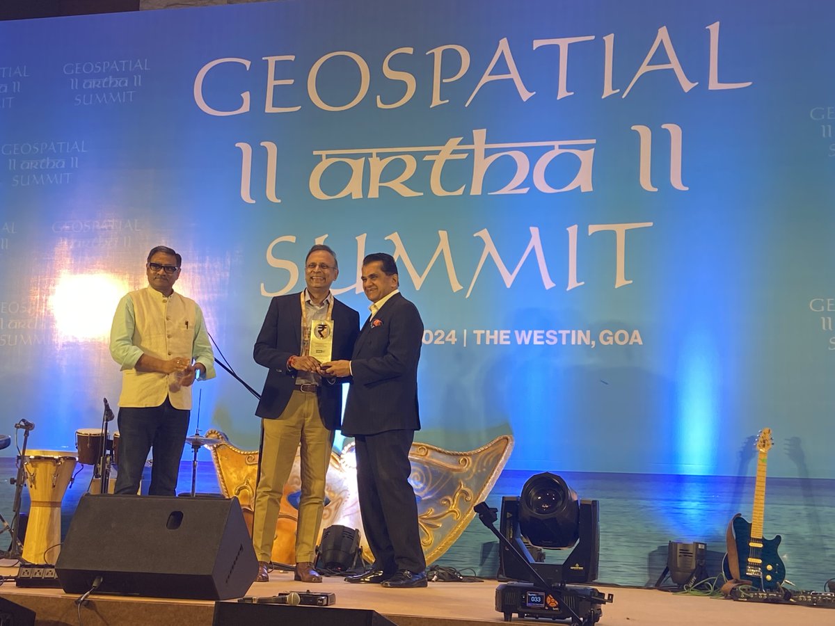 geospatialworld's tweet image. #GeospatialArthaSummit

The Geospatial Artha Summit, held today in the picturesque setting of Goa, witnessed the grand celebration of the Geospatial Artha Business Leadership Awards, recognizing exemplary contributions in the geospatial industry. 

The awards night, graced by…