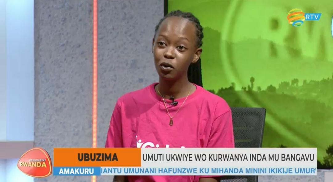 rbarwanda's tweet photo. 𝐀𝐊𝐀 𝐊𝐀𝐍𝐘𝐀 : Kurikira ikiganiro #WaramutseRwanda mu ngingo y’umunsi igaruka ku nda ziterwa abangavu.

Imibare ya @RwandaGender yo mu 2016 igaragaza ko abangavu 17.000 batewe inda mu mwaka umwe.

Zimwe mu ngaruka abatewe izi nda bahuye nazo  harimo gucikiriza amashuri no gutotezwa mu miryango yabo.

𝑬𝒔𝒆 𝒏𝒊 𝒖𝒘𝒖𝒉𝒆 𝒎𝒖𝒕𝒊 𝒖𝒌𝒘𝒊𝒚𝒆 𝒎𝒖 𝒌𝒖𝒓𝒂𝒏𝒅𝒖𝒓𝒂 𝒊𝒌𝒊𝒃𝒂𝒛𝒐 𝒄𝒚'𝒊𝒏𝒅𝒂 𝒛𝒊𝒕𝒆𝒓𝒘𝒂 𝒂𝒃𝒂𝒏𝒈𝒂𝒗𝒖?

𝐀𝐛𝐚𝐭𝐮𝐦𝐢𝐫𝐰𝐚:

-Dr Victorien Ndacyayisenga: Umuganga w'indwara z'abagore

- Ancilla Mukarubuga: Umubyeyi

- Uwicyeza Grace: Urubyiruko

Kurikira Televiziyo Rwanda cyangwa unyure hano 👉 https://t.co/whlETQKj16