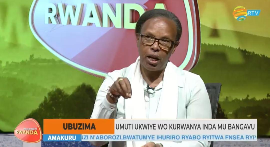 rbarwanda's tweet photo. 𝐀𝐊𝐀 𝐊𝐀𝐍𝐘𝐀 : Kurikira ikiganiro #WaramutseRwanda mu ngingo y’umunsi igaruka ku nda ziterwa abangavu.

Imibare ya @RwandaGender yo mu 2016 igaragaza ko abangavu 17.000 batewe inda mu mwaka umwe.

Zimwe mu ngaruka abatewe izi nda bahuye nazo  harimo gucikiriza amashuri no gutotezwa mu miryango yabo.

𝑬𝒔𝒆 𝒏𝒊 𝒖𝒘𝒖𝒉𝒆 𝒎𝒖𝒕𝒊 𝒖𝒌𝒘𝒊𝒚𝒆 𝒎𝒖 𝒌𝒖𝒓𝒂𝒏𝒅𝒖𝒓𝒂 𝒊𝒌𝒊𝒃𝒂𝒛𝒐 𝒄𝒚'𝒊𝒏𝒅𝒂 𝒛𝒊𝒕𝒆𝒓𝒘𝒂 𝒂𝒃𝒂𝒏𝒈𝒂𝒗𝒖?

𝐀𝐛𝐚𝐭𝐮𝐦𝐢𝐫𝐰𝐚:

-Dr Victorien Ndacyayisenga: Umuganga w'indwara z'abagore

- Ancilla Mukarubuga: Umubyeyi

- Uwicyeza Grace: Urubyiruko

Kurikira Televiziyo Rwanda cyangwa unyure hano 👉 https://t.co/whlETQKj16