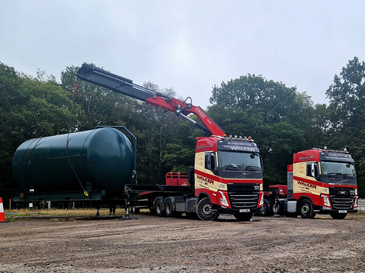 Walker & Son (Hauliers) Ltd HIAB truck for hire #walkerandsonhauliersltd #heavyhaulage #HIAB #abnormalload #heavytorque #specialisthaulage  #haulage #trucks #lowloader #transport #trucking #logistics #crane #craneoperator #cranes #cranelife #craneporn