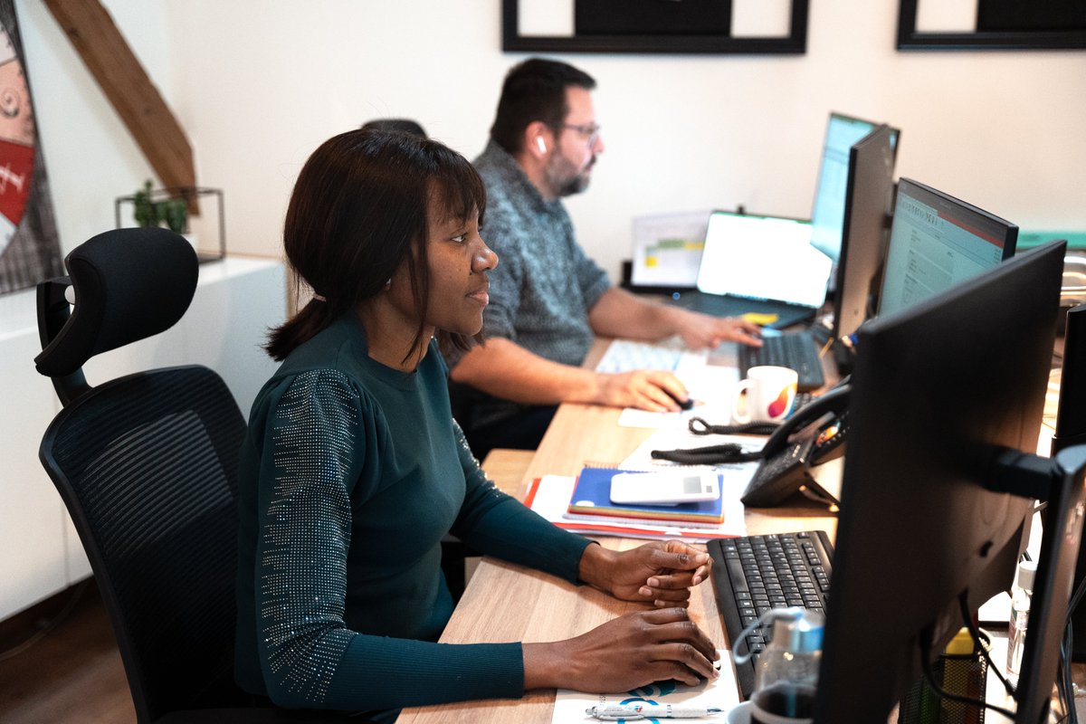 deleau_olivier's tweet photo. En tant que cabinet d'expertise comptable 2.0, nous fusionnons l'expertise #humaine avec le #digital. 💻

Si la #comptabilité et l'innovation vous passionnent, notre équipe vous attend pour redéfinir les normes.

Découvrez nos #opportunités : https://t.co/r8iapEBAkM  💼📲 https://t.co/8FU9NNOaNO