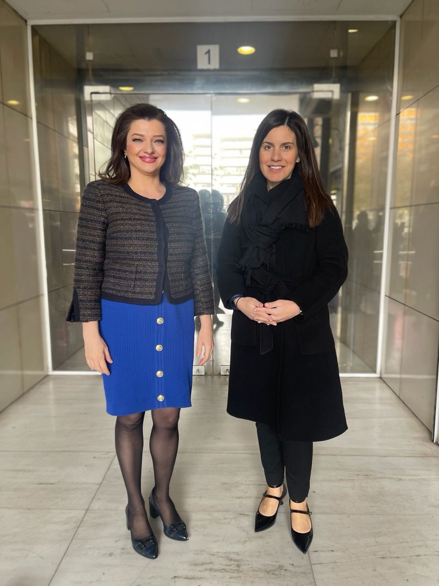 avgerinopoulou's tweet image. As we prepare for @OurOceanGreece, together with the new Dep Minister of #Education, Ioanna Lytrivi, we discussed the first day of the Conference dedicated to #youth that will focus on the need for upskilling and reskilling the #shippingsector.
@MinEduGR #OurOcean #greenjobs