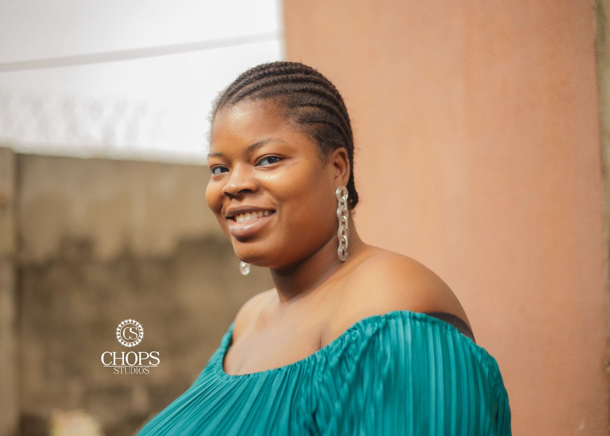 Fingerchops2's tweet photo. The "Strangers" project in photography often focuses on capturing the essence of unknown individuals, highlighting the diversity and complexity of human life. @saphotoAcademy #ChopsStudioz https://t.co/sgAYdtKLBG