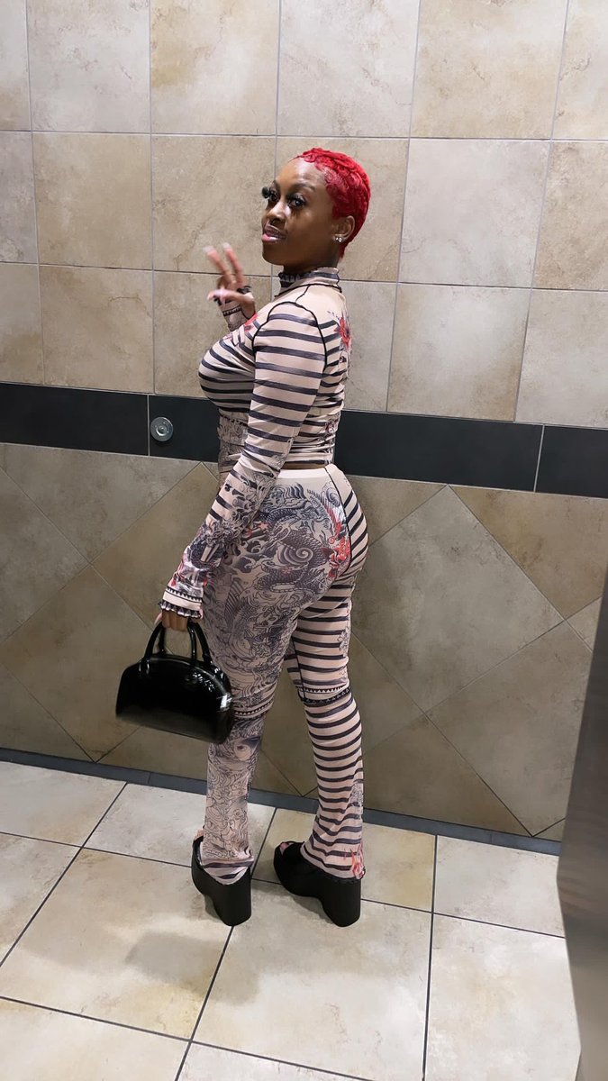 KeaaMarie's tweet photo. Daddy am I your baby? 🥰 https://t.co/9T0dcuO1bp