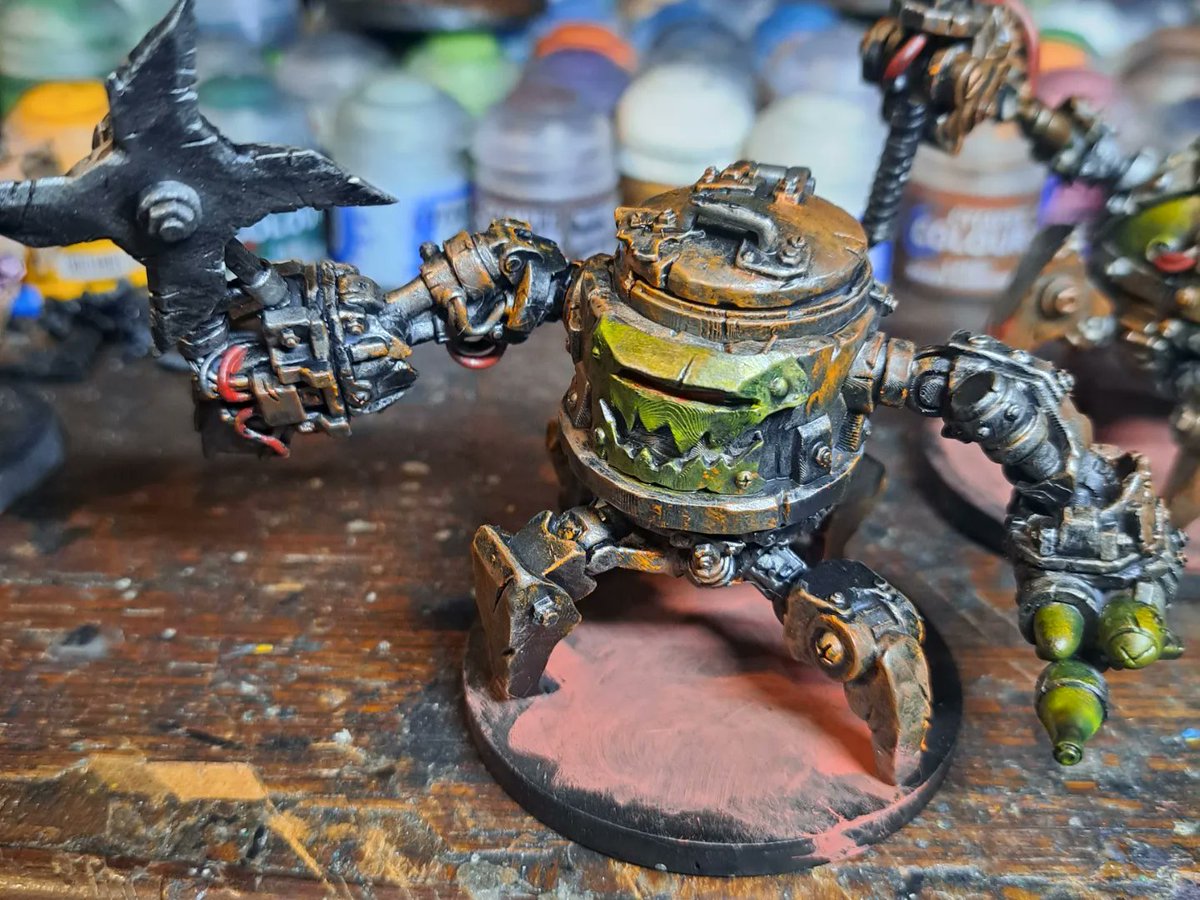 Artist_Oz's tweet photo. Bad Moonz killa kans 

Printed from @puppetswar 

Whirring gobbo powered deff macheens 

#paint #paintingminiatures #miniatures #minipainting #warhammer40k #40k #altmodel #3dprinting #ork #gobbo #killakans #mek #mechs #geeklife #evocationinminiature #badmoons #puppetswar https://t.co/N3fsiPwTST