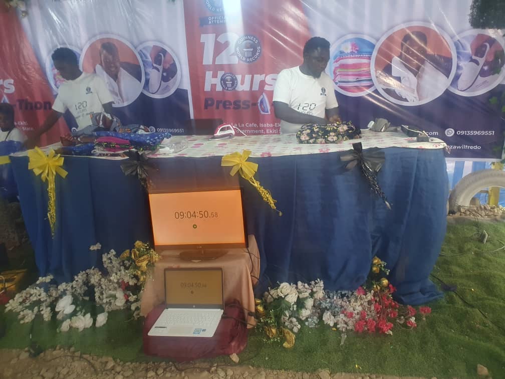 victoralokan's tweet photo. 9 hours &amp; Still Counting 🔥 🔥

Hanseza Wilfred, a Civil Engineering graduate of FUOYE attempting to break Guinness World Record of 100 hours Press-A-Thon. His target is 150 hours.

#PressAThon #HansezaWilfred #WilfredPressathon #HansPress150 #GuinnessWorldRecord #Ekiti #OhLàLà https://t.co/VxzGasGy3j