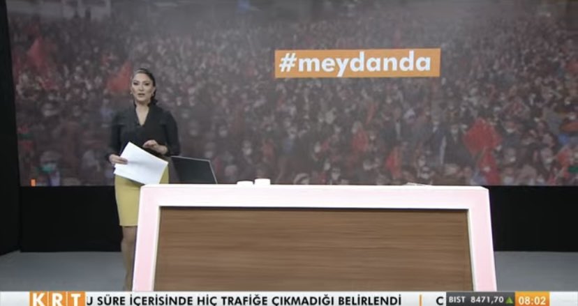 secilozer's tweet photo. Her şey #meydanda
Seçim yarışı #meydanda
#meydanda keşke şunu konuşsalar…
#meydanda şu sözü bekliyorum…
#meydanda birlikte görmek istiyorum…
Ne dersiniz? @KRTCANLI @YonRadyo
@onurdlar https://t.co/OPDdT7dgGT