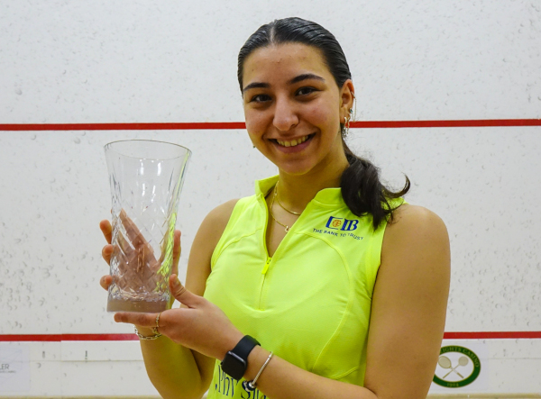 NEWS: Farida Mohamed claims <a href="/CarolWeymuller/">Carol Weymuller Open</a> title breakthrough squashinfo.com/latest-news/80…

<a href="/MasrSquash/">EgyptianSquash</a> @LadiesSquash <a href="/Habibaaa99/">HABIBA</a> <a href="/SquashMadNews/">Squash Mad</a> <a href="/SquashSite/">Squash Site</a>