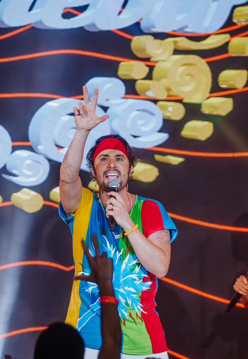 RamonSchnayder's tweet photo. Mais um aninho de VIDA!! 🎂❤️🎶 Obrigado, Pai! #VaiRolarLindo https://t.co/vbKgFO5PQC