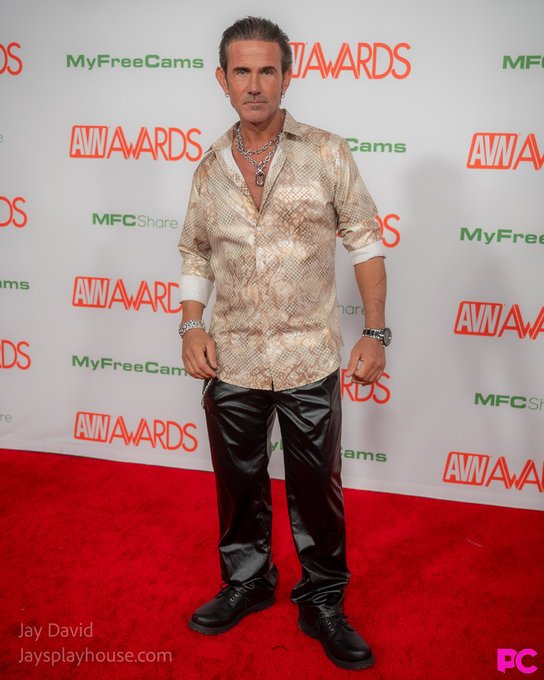 AVN Awards 2024 red carpet. https://t.co/Mi9FTc8RCG