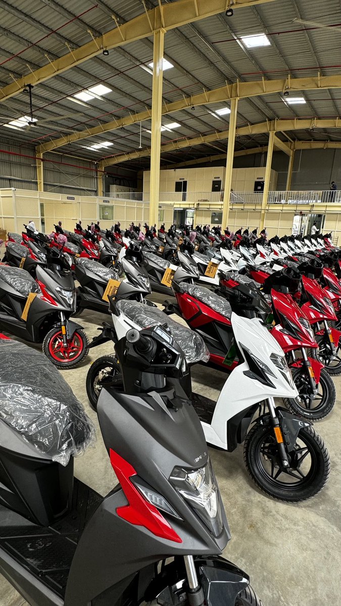 My 2024 view! 
Deliveries in Sonic Mode. 
#SuperEV #Simpleone #dotone