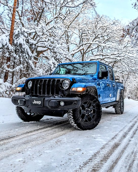 Beauty... 💙 @Jeep #Jeep #JeepWrangler #jeeprenegade