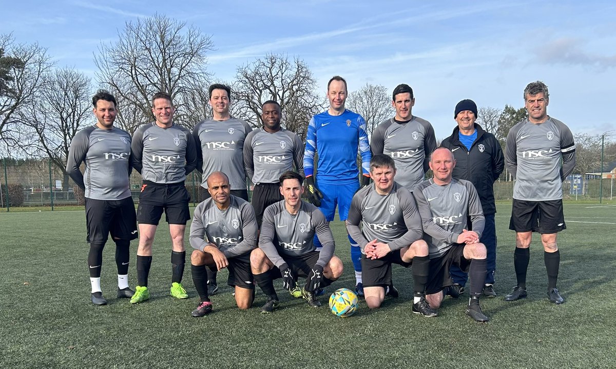 West London vets Div 2 action. Last Sat saw our Master in league action against our friends @csfc1863 A fairly competitive game played out with Civil Service deserving their 4-2 win. @Armyfa1888 A break this coming weekend before facing @DoubleHFCVets 10 Feb