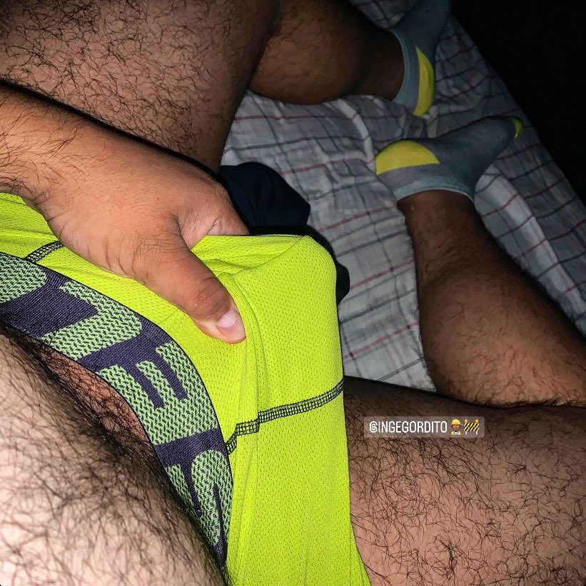 IngeGordito's tweet photo. Se la mando sin boxer a quien de RT.🔥🥵 https://t.co/quQorJeVwz