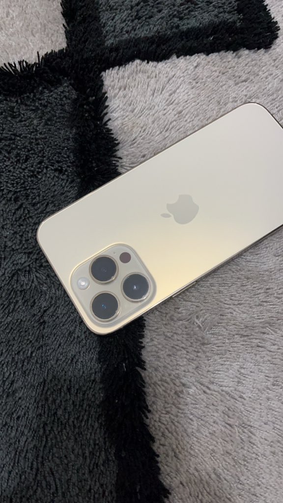 ArenaApple's tweet photo. 14 pro max 256gb 
eSIM unlocked 
B/h 97% 
¢11,000
You can trade in 

Call/imassage. 0245193414

Please share 🙏 https://t.co/yXjhgRCjve