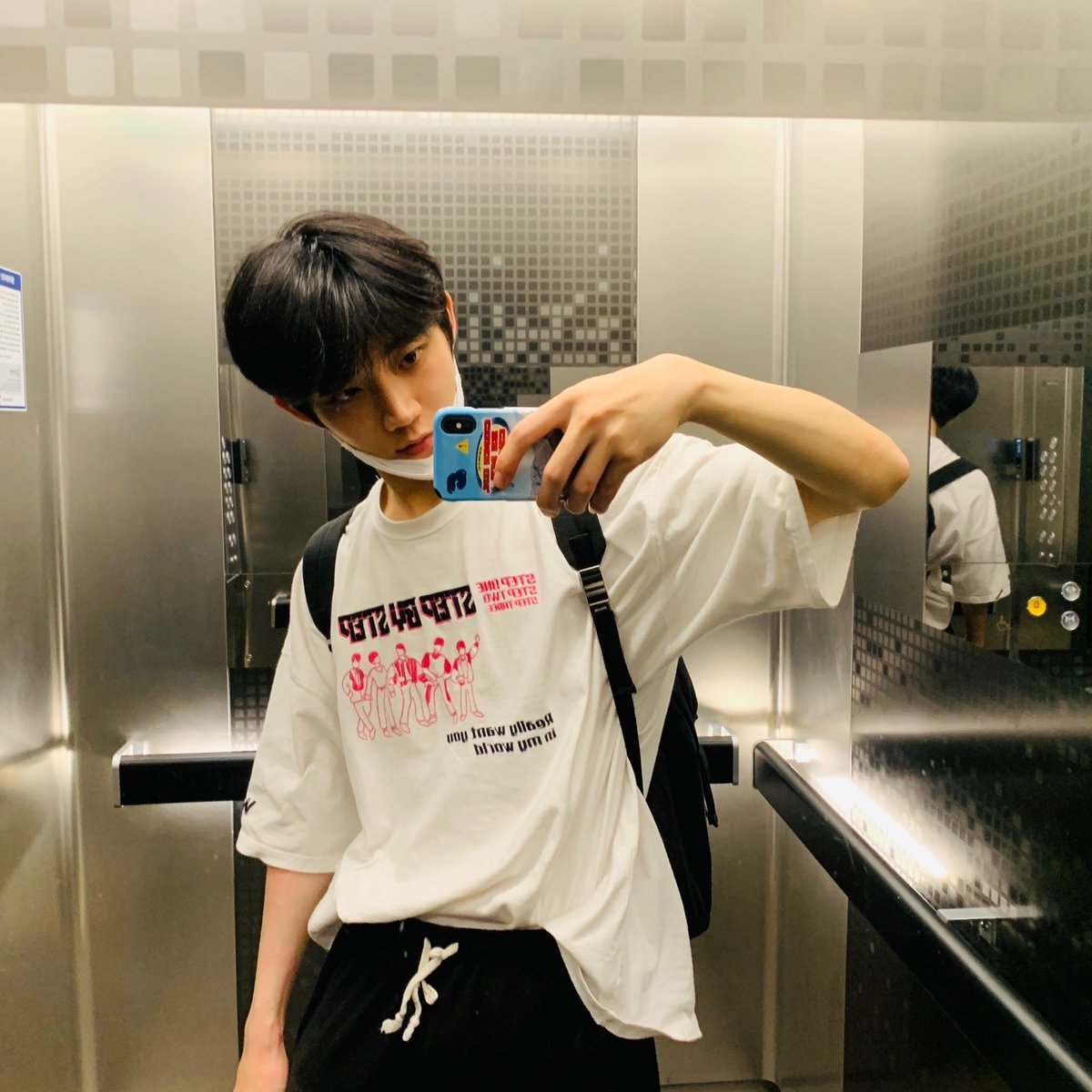 [#형섭] 템페스트 데뷔 700일을 축하합니다~👏🏻👏🏻
사진은 연습생 시절ㅎㅎ