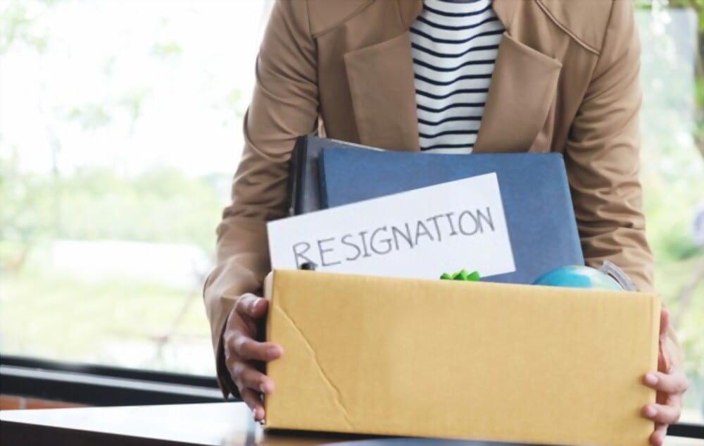 expertsng's tweet photo. How to Know if You Are Ready to Quit Your 9 to 5 
The idea of quitting your job may seem glamorous online.

Instagram community is filled with influencers sharing pictures of Click URL to read full post https://t.co/TlDAs2NcIZ #SelfDevelopment https://t.co/rTntKKCZHL