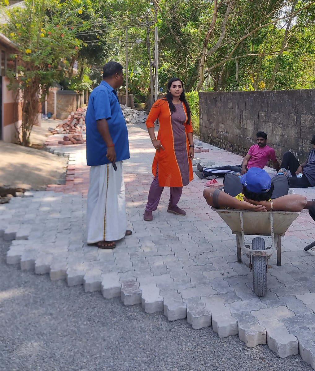 AshaNath_G_S's tweet image. Interlocking works of Ammagardens-Akoot intersections in Thiruvananthapuram Pappanamcode ward are in progress... #trivandrum #development #pappanamcode #vikasithbharathl #vikasanam #vikasanamvazhum #bjp4india🇮🇳🚩 #BJP @narendramodi @PMOIndia @nitin_gadkari @BJP4India