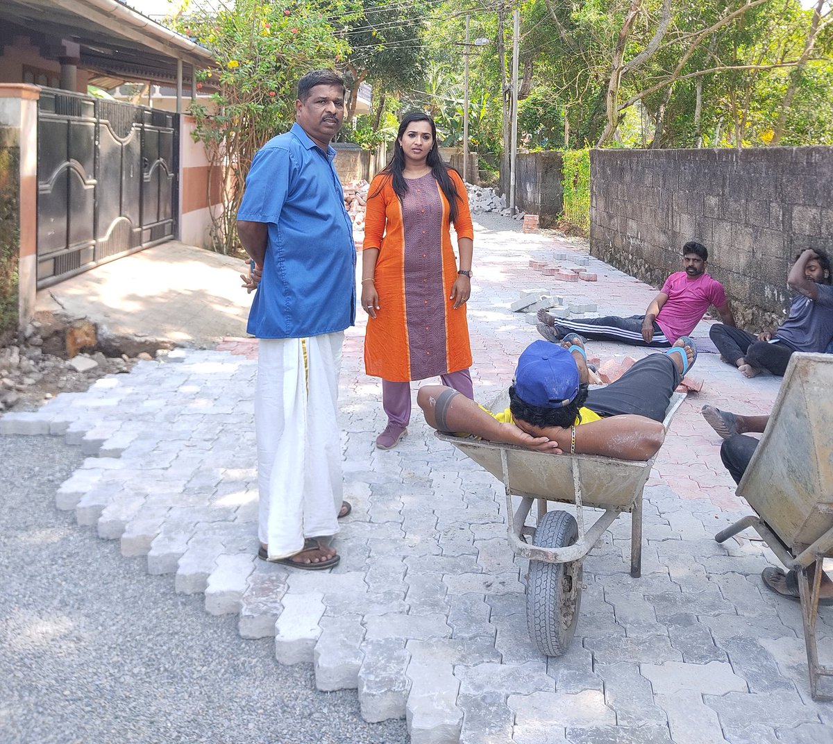 AshaNath_G_S's tweet image. Interlocking works of Ammagardens-Akoot intersections in Thiruvananthapuram Pappanamcode ward are in progress... #trivandrum #development #pappanamcode #vikasithbharathl #vikasanam #vikasanamvazhum #bjp4india🇮🇳🚩 #BJP @narendramodi @PMOIndia @nitin_gadkari @BJP4India