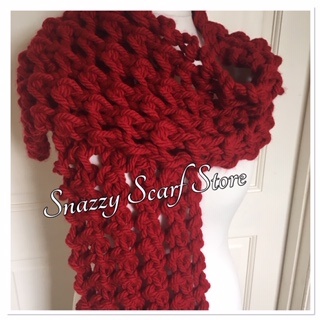 This gorgeous scarf has been hand knitted by Snazzy Scarf Store in super chunky acrylic yarn, in a lovely shade of deep red and would make a fun and cosy addition to your accessories

Find this in their #ConsciousCrafties shop here consciouscrafties.com/handmade-gifts…

#SBS #SBSWinners