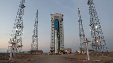 𝐈𝐫𝐚𝐧 𝐬𝐢𝐦𝐮𝐥𝐭𝐚𝐧𝐞𝐨𝐮𝐬𝐥𝐲 𝐥𝐚𝐮𝐧𝐜𝐡𝐞𝐬 𝐭𝐡𝐫𝐞𝐞 𝐬𝐚𝐭𝐞𝐥𝐥𝐢𝐭𝐞𝐬: 𝐒𝐭𝐚𝐭𝐞 𝐦𝐞𝐝𝐢𝐚.
Iran simultaneously launched three satellites for the first time on Sunday using the Simorgh (Phoenix) satellite carrier rocket developed by the Ministry of Defense,