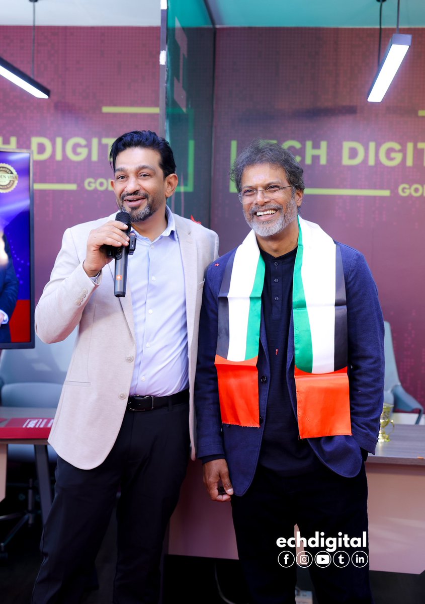 ech_digital's tweet photo. MK Anand Md & CEO Time Network India .
Celebrating a true visionary in the world of media, a trailblazer who has steered the course of the Indian television industry for over two and a half decades.
#echdigital #echdigitalmetro🇦🇪👌☝️🇦🇪 #echdigitalgoldenvisa #uaegoldenvisa https://t.co/nf1VBWLRL6