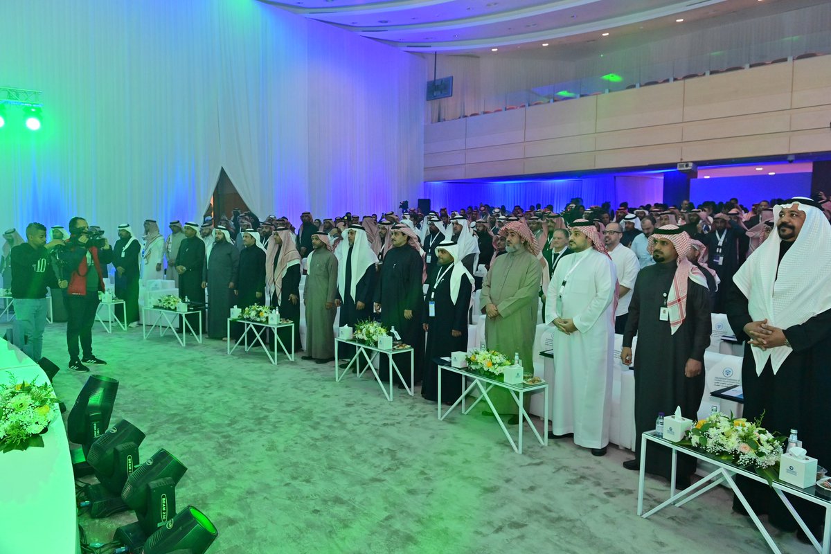 umajmaah's tweet photo. بِدْء أعمال المؤتمر الدولي للتأهيل الطبي والرياضي وإصابات العظام @ICRSO_mu . 
#جامعة_المجمعة https://t.co/huLKBw6yhO