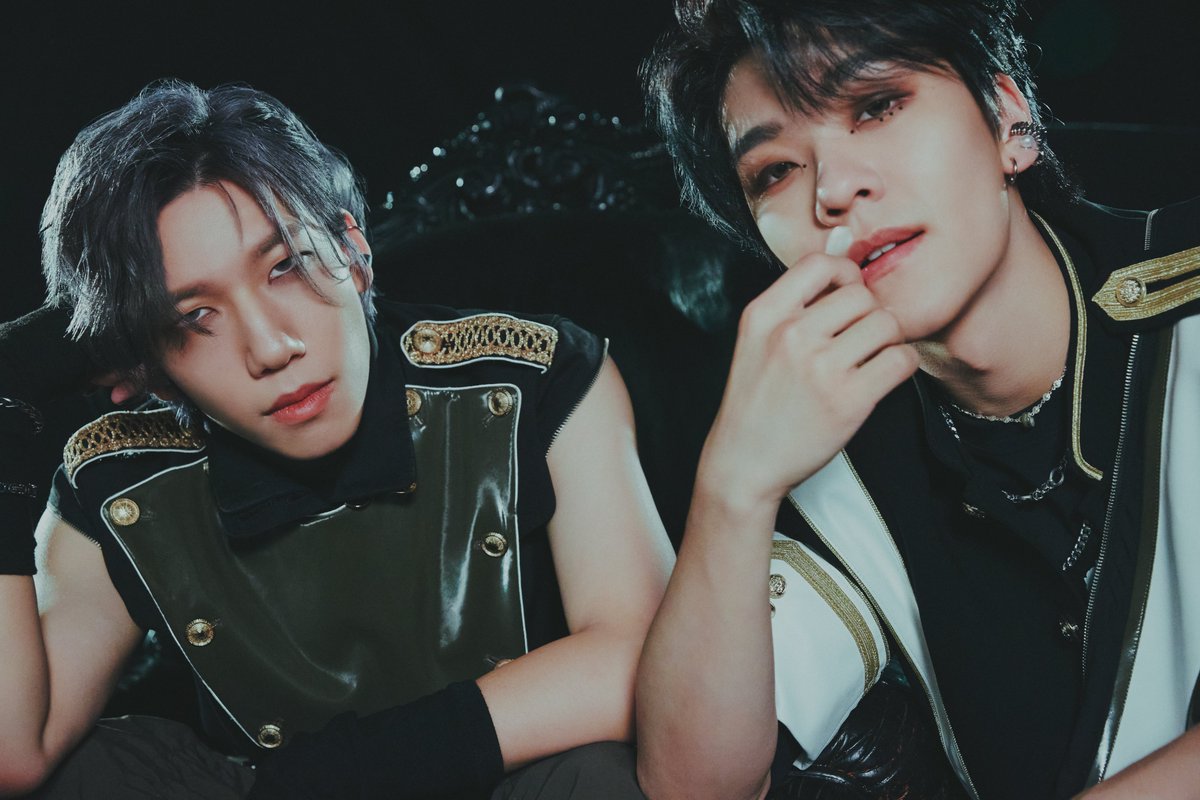 BOYSTORY_WORLD's tweet photo. BOY STORY 3rd EP <JI> 
Concept Photo. UNIT

以光明之心展开新的反击

📍3rd EP <JI> Release
02. 03. SAT 6PM (CST)

🎧 Title Song <Alpha>

#BOSS #BOYSTORY 
#梓豪 #鑫隆 
#ZIHAO #XINLONG
#極 #JI #Alpha https://t.co/YiqowsJvT7