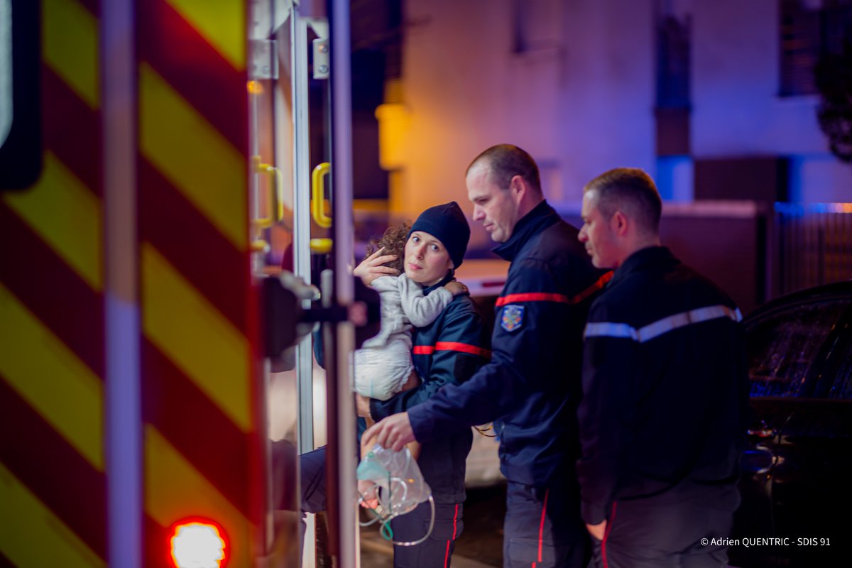 🌠🧑‍🚒Comment devenir sapeur-pompier volontaire ?
La fin du mois de janvier approche, il est encore temps d'ajouter de nouvelles résolutions à votre liste 📋 !
➕d’informations ➡️ bit.ly/2EFmNi0