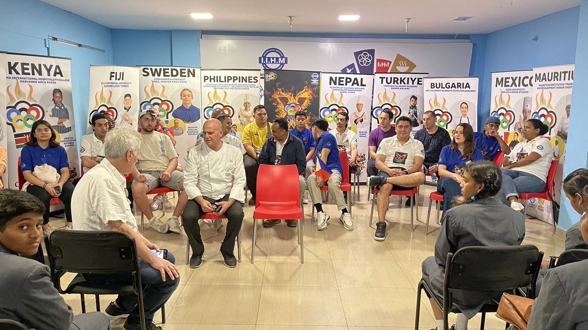 10 countries contesting at the semifinal #youngchefolympiad in  #Bangalore 🇮🇳participants along with their mentors representing #UAE #Kenya #Fiji #Sweden #Philippines #Nepal #Turkiye  #Bulgaria #Mexico #Mauritius