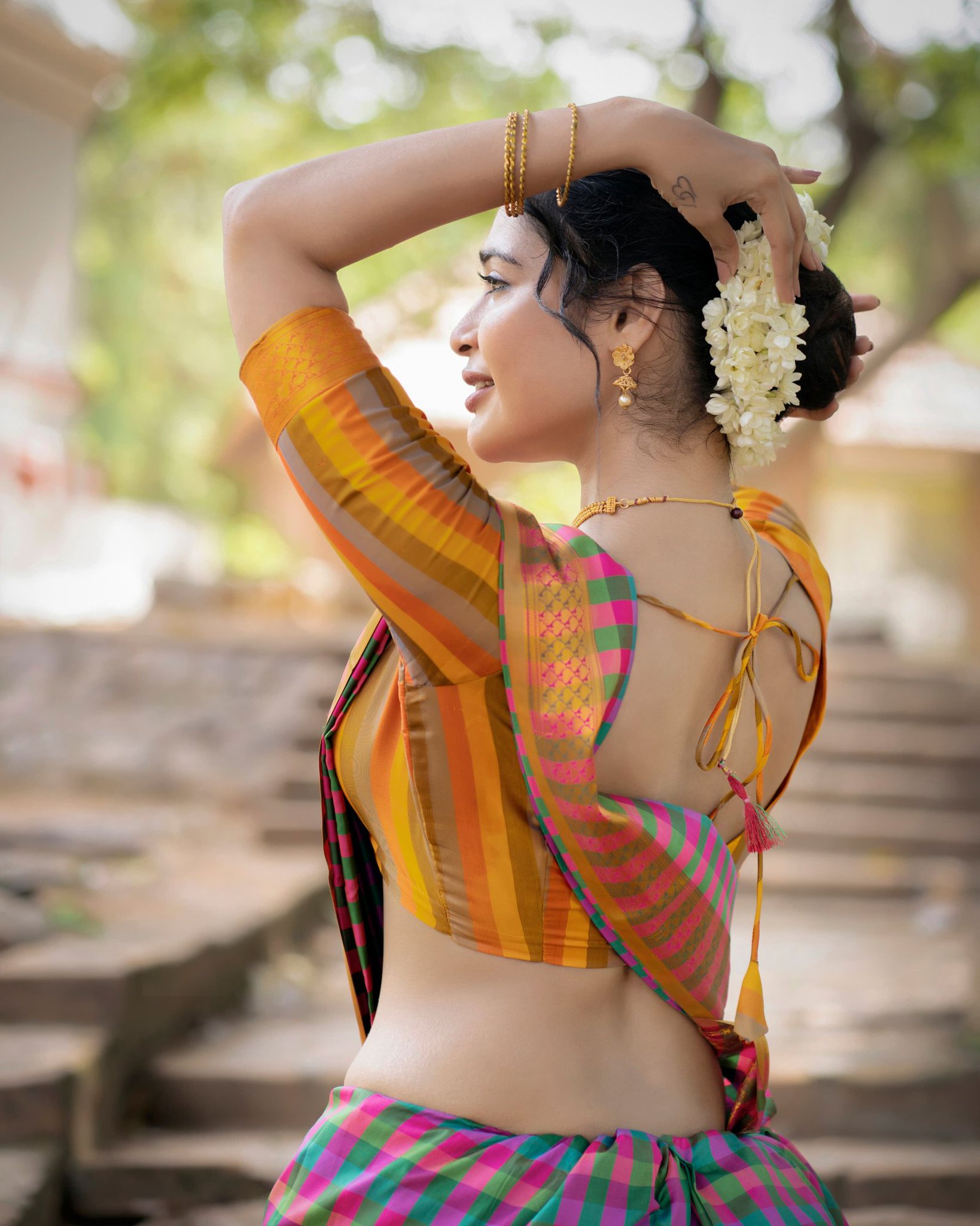 GFEtGKLb0AAv5Kf?format=jpg&name=large