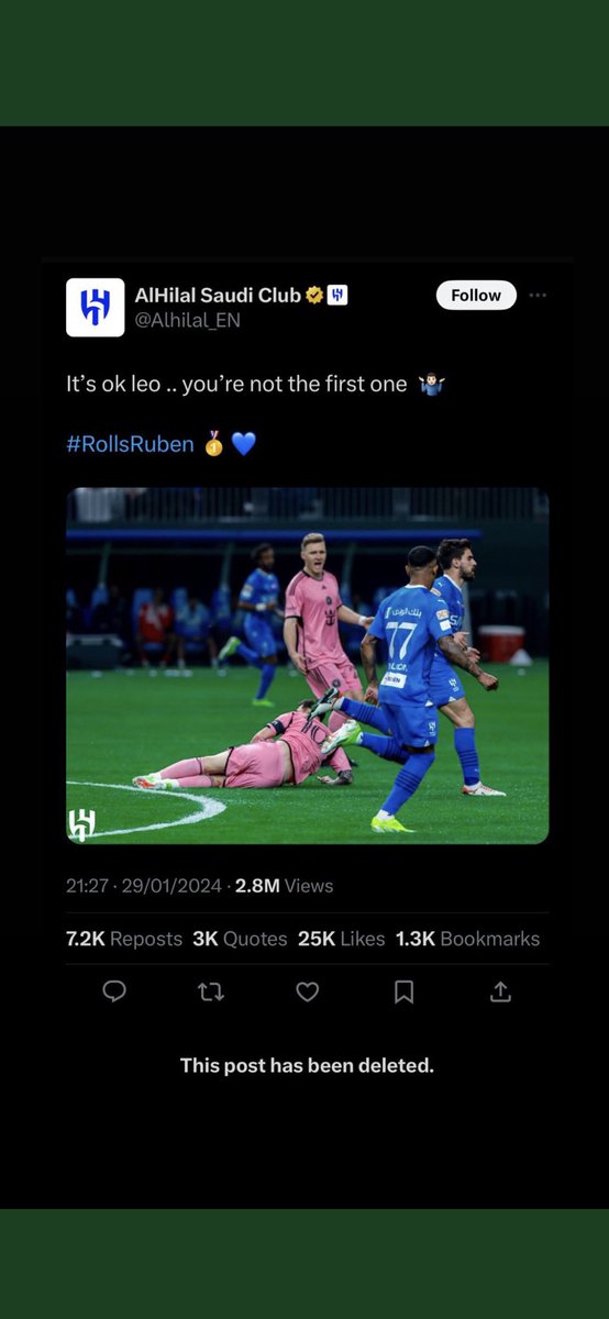 Faaraxhasanwal2's tweet photo. Yeah  💯 you’re not number one 1 you’re second goat 🐐 #messi  #Ronaldo𓃵 https://t.co/l5JrXtVidd