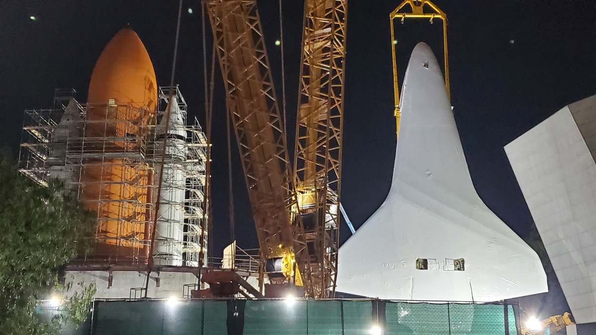 militantangleno's tweet photo. @CAAMinLA This is kinda like when Lil'Mil built a @RevellGermany scale model kit of the space shuttle BITD.
#ExpositionPark #SpotTheShuttle https://t.co/UiOePi7dtL