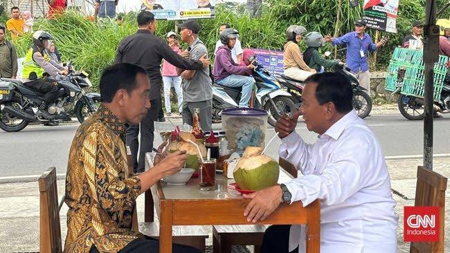 ItqonHakim's tweet image. #02MakanBaksoBareng

Pendukung 02 ayo posting2 makan bakso, kita ciptakan suasana damai, sambil ngeBakso di kota masing2.
Tukang Bakso biar kelarisan semua… 

Ijin pak @jokowi @prabowo mas @gibran_tweet