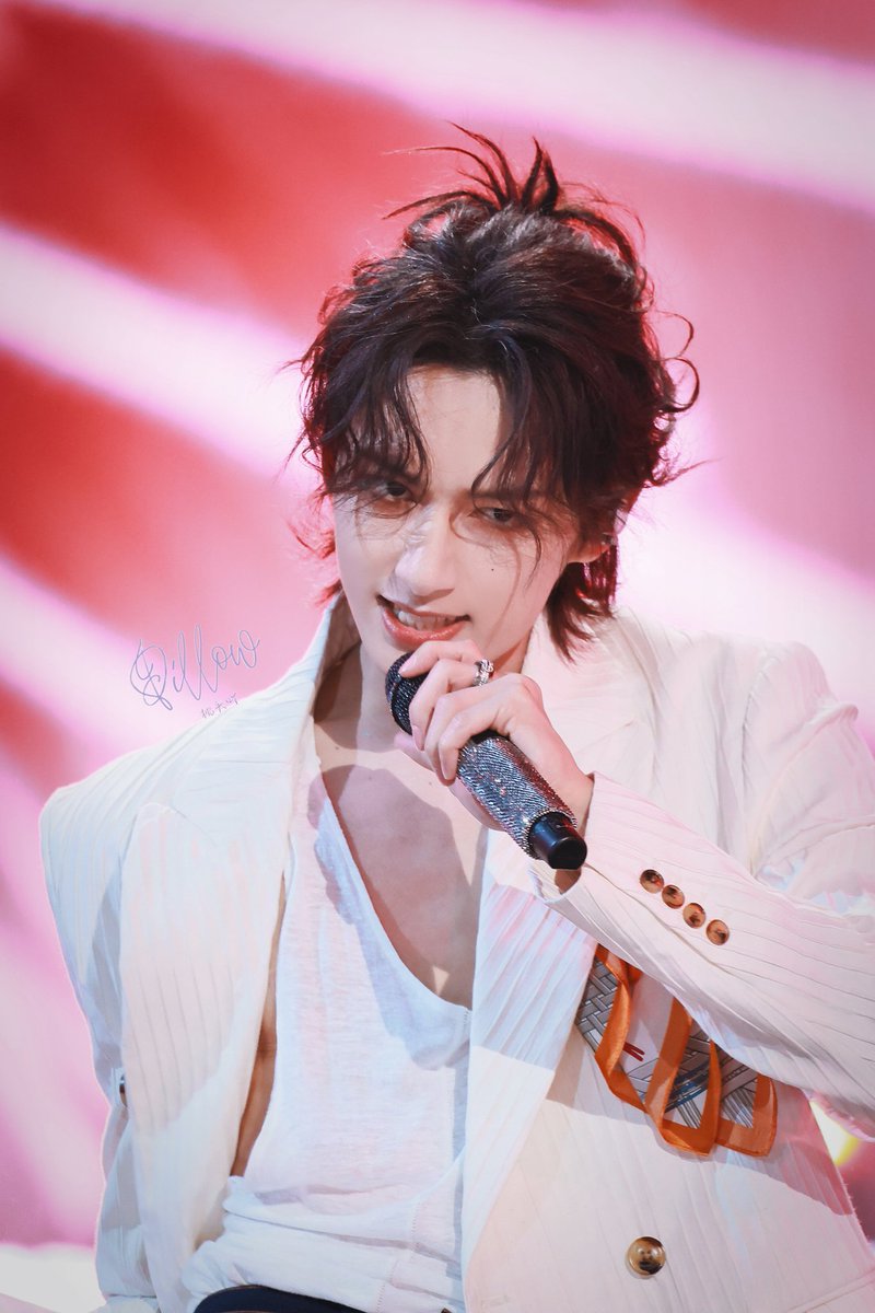 Taped over the nipples #세븐틴⁠ ⁠⁠#SEVENTEEN⁠ ⁠⁠ #ジュン #준 #JUN