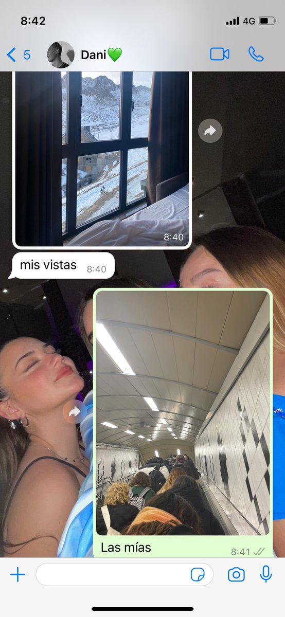 PaalDm's tweet photo. A finales de enero hay 2 tipos de universitarios https://t.co/umKzNbkdUj