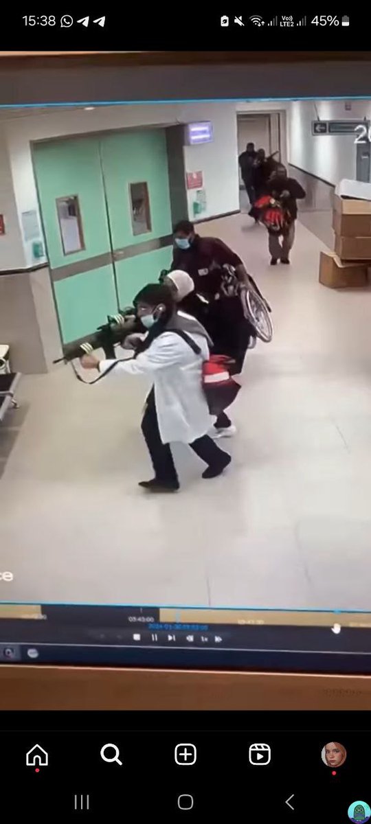 tanyakanrl's tweet image. 💚  UNIT PASUKAN KHUSUS ISRIWIL NYAMAR SEBAGAI STAF RUMAH SAKIT DAN NGEBUNUH TIGA ORANG WARGA SIPIL 🍉 Di RS. EBIN CENA, JENIN. 30.1.24 HARI INI!! 

Dont stop talking about 🇵🇸😭🤲