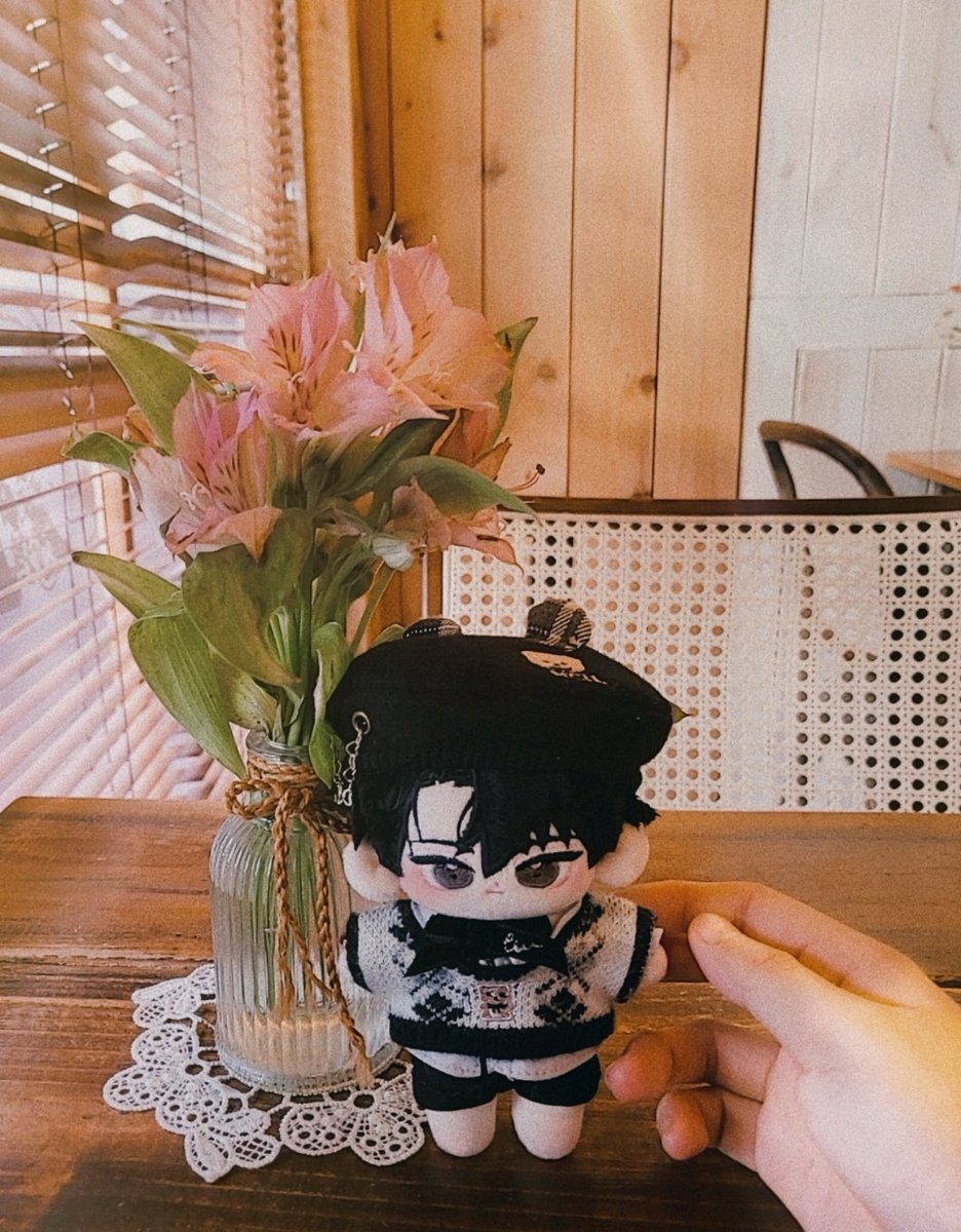 99_9397's tweet photo. 중혁이 데리고 카페왔어요~ ฅʕ•̄•̄ʔฅ https://t.co/ClogDDrQBI