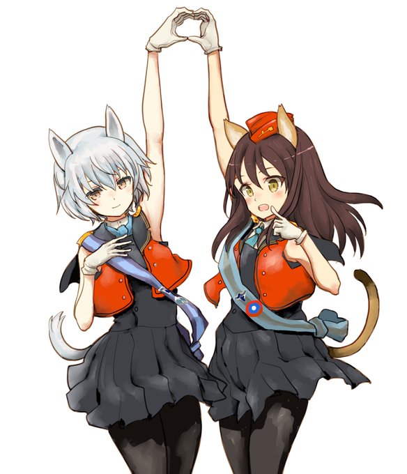 ルミナスウィッチーズのあたり付き缶バッチなるものをホビー雑貨屋の普段見ない棚でみつけたので引いてみたらアイラとエリーだったのでアイラとエリーのノースリーブver. #L_witch 